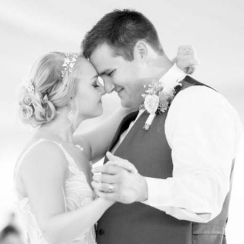 Wedding Yoga - Bride & Groom: Relax & Connect